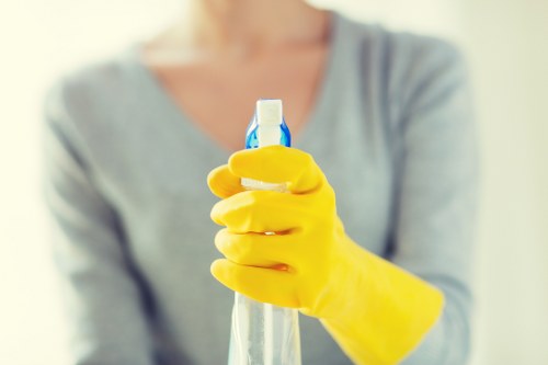 Kitchen and bathroom cleaning service in a Croydon property