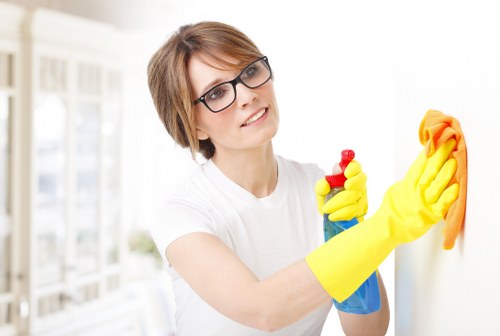 Deep cleaning in a Croydon property with attention to kitchen and floor areas