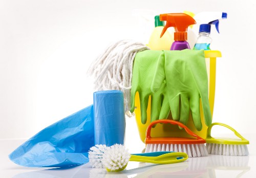 Local cleaning team preparing a rental property in Croydon for handover
